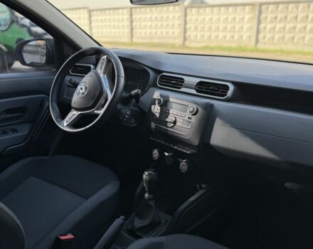 Белый Рено Дастер, объемом двигателя 1.5 л и пробегом 106 тыс. км за 10000 $, фото 2 на Automoto.ua