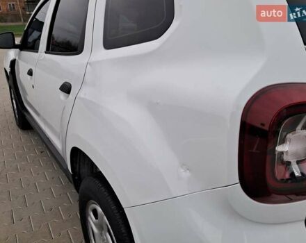 Белый Рено Дастер, объемом двигателя 1.5 л и пробегом 16 тыс. км за 16800 $, фото 36 на Automoto.ua