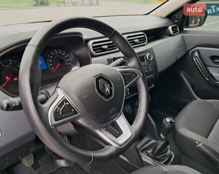 Белый Рено Дастер, объемом двигателя 1.5 л и пробегом 16 тыс. км за 16800 $, фото 9 на Automoto.ua