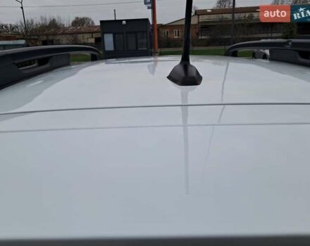 Белый Рено Дастер, объемом двигателя 1.5 л и пробегом 16 тыс. км за 16800 $, фото 2 на Automoto.ua