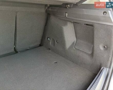 Белый Рено Дастер, объемом двигателя 1.5 л и пробегом 16 тыс. км за 22950 $, фото 67 на Automoto.ua