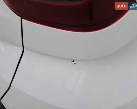Белый Рено Дастер, объемом двигателя 1.5 л и пробегом 16 тыс. км за 16800 $, фото 10 на Automoto.ua