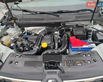 Белый Рено Дастер, объемом двигателя 1.5 л и пробегом 16 тыс. км за 16800 $, фото 30 на Automoto.ua