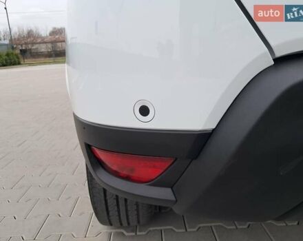 Белый Рено Дастер, объемом двигателя 1.5 л и пробегом 16 тыс. км за 16800 $, фото 12 на Automoto.ua