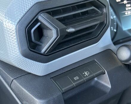 Белый Рено Дастер, объемом двигателя 0 л и пробегом 0 тыс. км за 23109 $, фото 7 на Automoto.ua