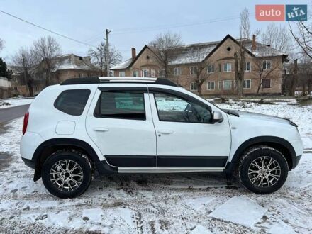 Білий Рено Дастер, об'ємом двигуна 1.5 л та пробігом 282 тис. км за 7800 $, фото 1 на Automoto.ua