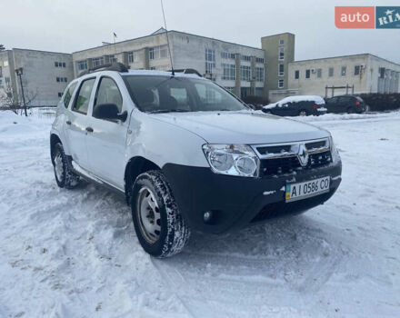 Белый Рено Дастер, объемом двигателя 1.6 л и пробегом 126 тыс. км за 7300 $, фото 1 на Automoto.ua