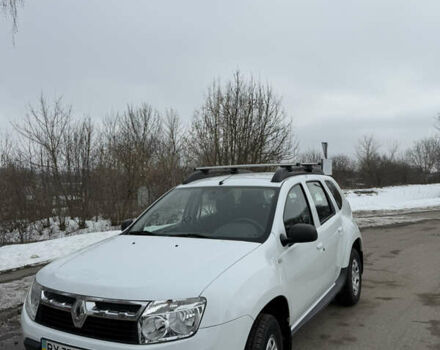 Белый Рено Дастер, объемом двигателя 1.6 л и пробегом 17 тыс. км за 10800 $, фото 1 на Automoto.ua
