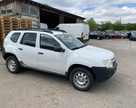 Белый Рено Дастер, объемом двигателя 1.5 л и пробегом 177 тыс. км за 4299 $, фото 1 на Automoto.ua