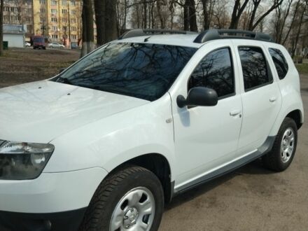 Белый Рено Дастер, объемом двигателя 1.6 л и пробегом 203 тыс. км за 8200 $, фото 1 на Automoto.ua