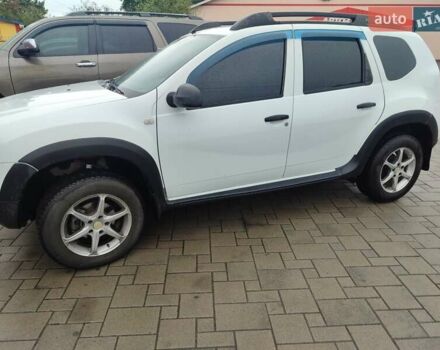 Белый Рено Дастер, объемом двигателя 1.45 л и пробегом 190 тыс. км за 8000 $, фото 1 на Automoto.ua