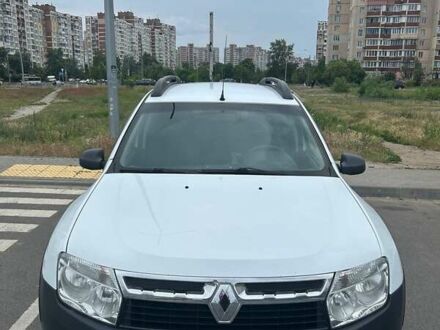 Белый Рено Дастер, объемом двигателя 1.6 л и пробегом 180 тыс. км за 7000 $, фото 1 на Automoto.ua