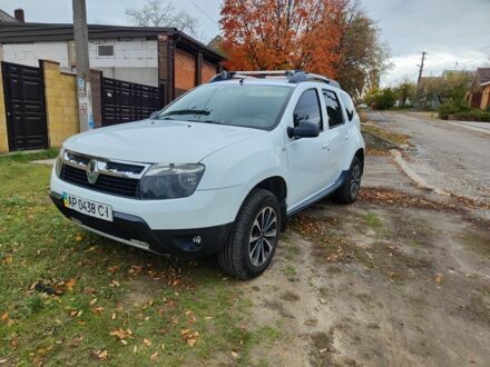 Белый Рено Дастер, объемом двигателя 1.5 л и пробегом 318 тыс. км за 8300 $, фото 1 на Automoto.ua