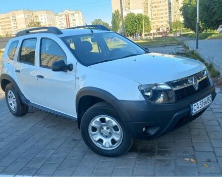 Белый Рено Дастер, объемом двигателя 1.5 л и пробегом 235 тыс. км за 8500 $, фото 1 на Automoto.ua