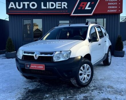 Белый Рено Дастер, объемом двигателя 1.5 л и пробегом 204 тыс. км за 8800 $, фото 1 на Automoto.ua
