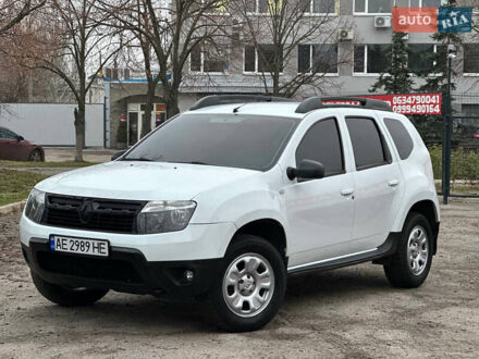 Белый Рено Дастер, объемом двигателя 1.6 л и пробегом 138 тыс. км за 8499 $, фото 1 на Automoto.ua