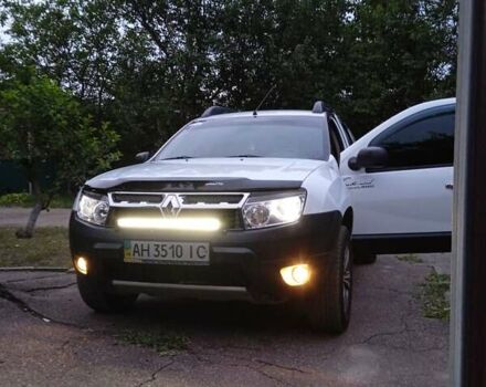 Рено Дастер 2013 в Славянске на Automoto.ua Белый Рено Дастер, объемом двигателя 1.6 л и пробегом 69 тыс. км за 9300 $, фото 1 на Automoto.ua