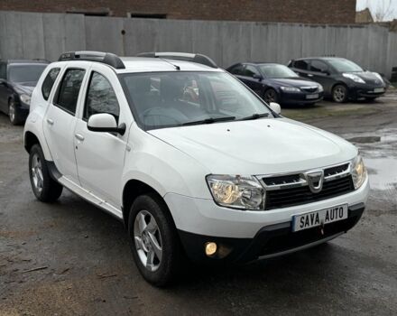 Белый Рено Дастер, объемом двигателя 1.5 л и пробегом 80 тыс. км за 4500 $, фото 1 на Automoto.ua