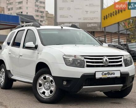 Белый Рено Дастер, объемом двигателя 2 л и пробегом 93 тыс. км за 9600 $, фото 1 на Automoto.ua