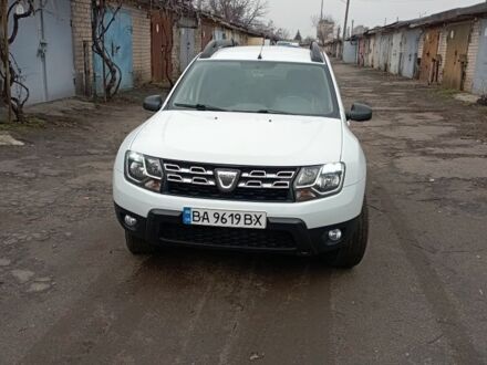 Білий Рено Дастер, об'ємом двигуна 1.5 л та пробігом 163 тис. км за 10990 $, фото 1 на Automoto.ua