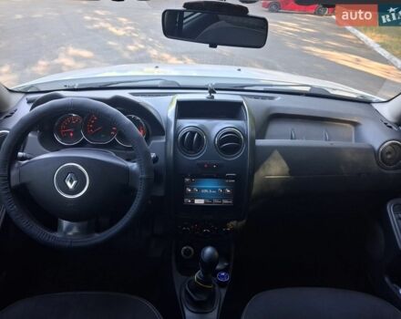 Белый Рено Дастер, объемом двигателя 1.46 л и пробегом 440 тыс. км за 8300 $, фото 1 на Automoto.ua