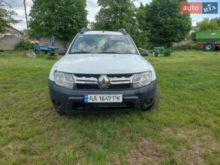 Білий Рено Дастер, об'ємом двигуна 1.46 л та пробігом 517 тис. км за 7560 $, фото 1 на Automoto.ua