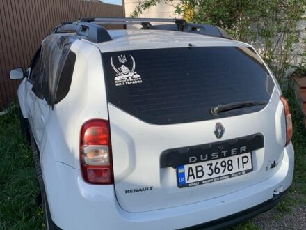 Рено Дастер 2016 в Киеве на Automoto.ua Белый Рено Дастер, объемом двигателя 1.6 л и пробегом 65 тыс. км за 4500 $, фото 1 на Automoto.ua