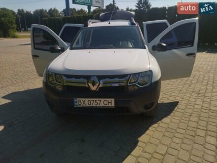 Білий Рено Дастер, об'ємом двигуна 1.6 л та пробігом 120 тис. км за 12600 $, фото 1 на Automoto.ua