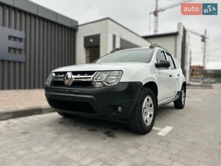 Белый Рено Дастер, объемом двигателя 1.46 л и пробегом 194 тыс. км за 9350 $, фото 1 на Automoto.ua