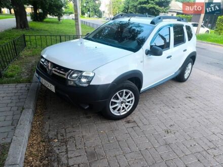 Білий Рено Дастер, об'ємом двигуна 1.46 л та пробігом 145 тис. км за 12300 $, фото 1 на Automoto.ua