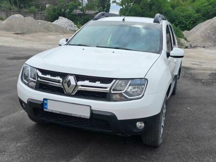 Білий Рено Дастер, об'ємом двигуна 1.6 л та пробігом 177 тис. км за 11000 $, фото 1 на Automoto.ua