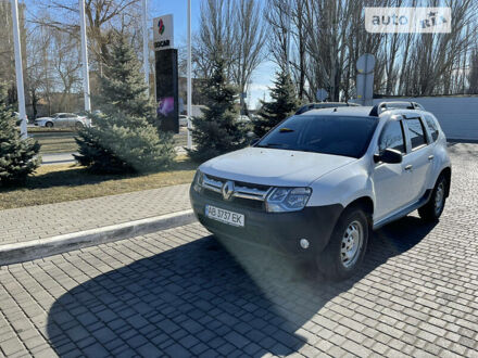 Белый Рено Дастер, объемом двигателя 1.5 л и пробегом 70 тыс. км за 11000 $, фото 1 на Automoto.ua