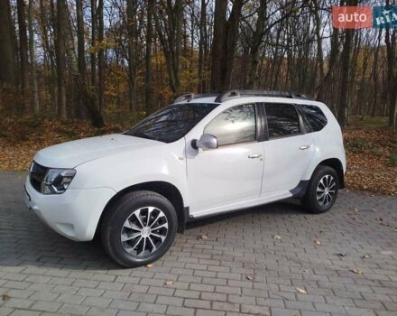 Белый Рено Дастер, объемом двигателя 1.46 л и пробегом 218 тыс. км за 8200 $, фото 1 на Automoto.ua