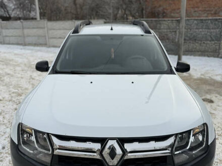 Белый Рено Дастер, объемом двигателя 1.6 л и пробегом 165 тыс. км за 10300 $, фото 1 на Automoto.ua