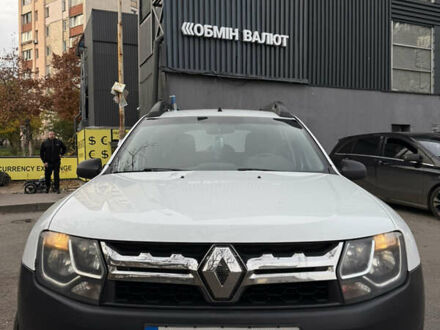 Белый Рено Дастер, объемом двигателя 1.46 л и пробегом 173 тыс. км за 11000 $, фото 1 на Automoto.ua