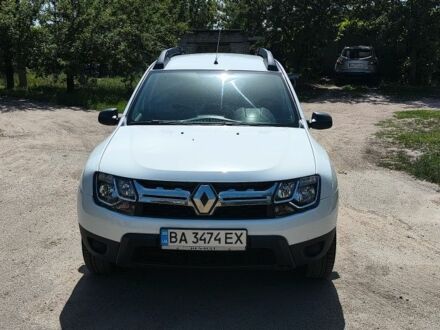 Белый Рено Дастер, объемом двигателя 1.5 л и пробегом 129 тыс. км за 11500 $, фото 1 на Automoto.ua