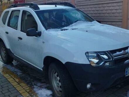 Белый Рено Дастер, объемом двигателя 1.46 л и пробегом 87 тыс. км за 11500 $, фото 1 на Automoto.ua