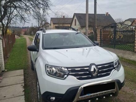Білий Рено Дастер, об'ємом двигуна 1.6 л та пробігом 66 тис. км за 13800 $, фото 1 на Automoto.ua