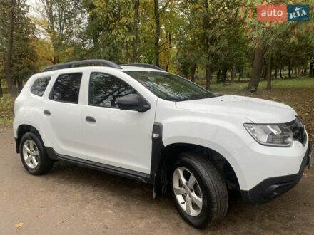 Белый Рено Дастер, объемом двигателя 1.5 л и пробегом 223 тыс. км за 12449 $, фото 1 на Automoto.ua