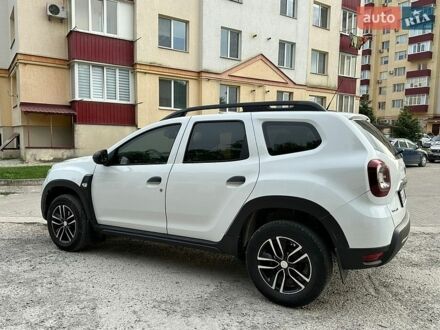 Белый Рено Дастер, объемом двигателя 1.5 л и пробегом 145 тыс. км за 12300 $, фото 1 на Automoto.ua