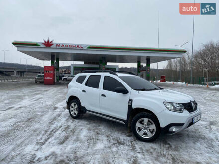 Белый Рено Дастер, объемом двигателя 1.5 л и пробегом 169 тыс. км за 12700 $, фото 1 на Automoto.ua