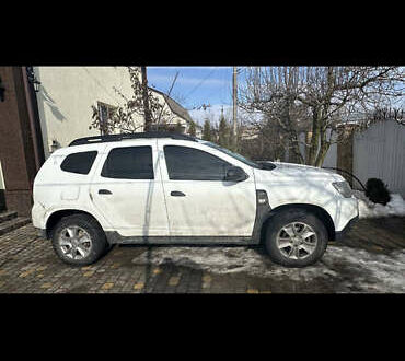 Белый Рено Дастер, объемом двигателя 1.6 л и пробегом 164 тыс. км за 13100 $, фото 1 на Automoto.ua