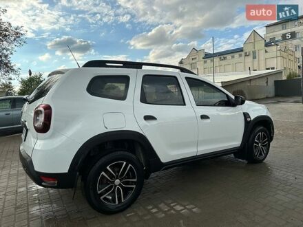 Білий Рено Дастер, об'ємом двигуна 1.5 л та пробігом 146 тис. км за 12100 $, фото 1 на Automoto.ua
