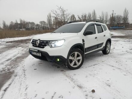 Белый Рено Дастер, объемом двигателя 1.5 л и пробегом 130 тыс. км за 14700 $, фото 1 на Automoto.ua