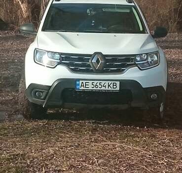 Белый Рено Дастер, объемом двигателя 1.6 л и пробегом 93 тыс. км за 13700 $, фото 1 на Automoto.ua