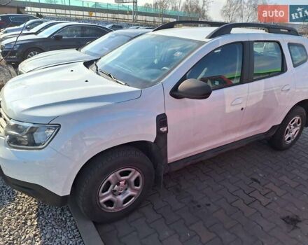 Белый Рено Дастер, объемом двигателя 1.6 л и пробегом 42 тыс. км за 15800 $, фото 1 на Automoto.ua