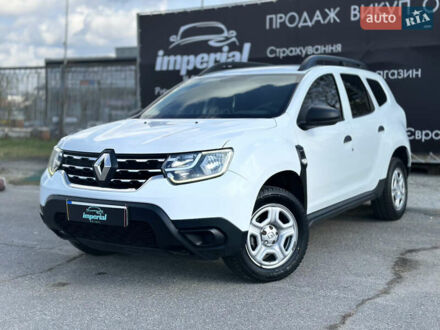 Рено Дастер 2019 в Харькове на Automoto.ua Белый Рено Дастер, объемом двигателя 1.46 л и пробегом 212 тыс. км за 12950 $, фото 1 на Automoto.ua