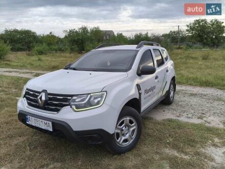 Белый Рено Дастер, объемом двигателя 1.6 л и пробегом 411 тыс. км за 14000 $, фото 1 на Automoto.ua