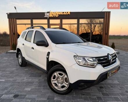 Белый Рено Дастер, объемом двигателя 1.5 л и пробегом 228 тыс. км за 14199 $, фото 1 на Automoto.ua