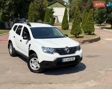 Белый Рено Дастер, объемом двигателя 1.6 л и пробегом 93 тыс. км за 11999 $, фото 1 на Automoto.ua